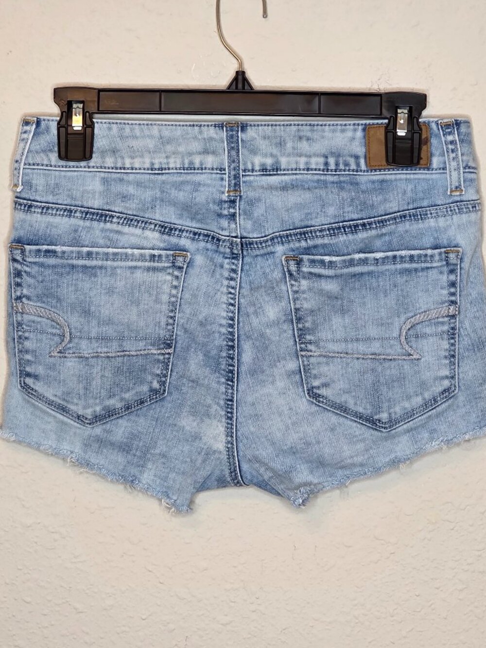 American Eagle Women's Embroidered Hi-Rise Shortie with Super Stretch, Size 6 - Picture 2 of 11